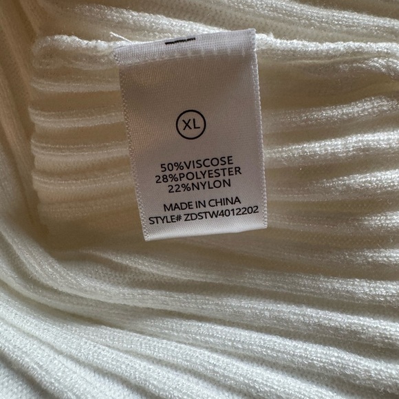 White Ribbed Cutout Bodysuit - Picture 5 of 5